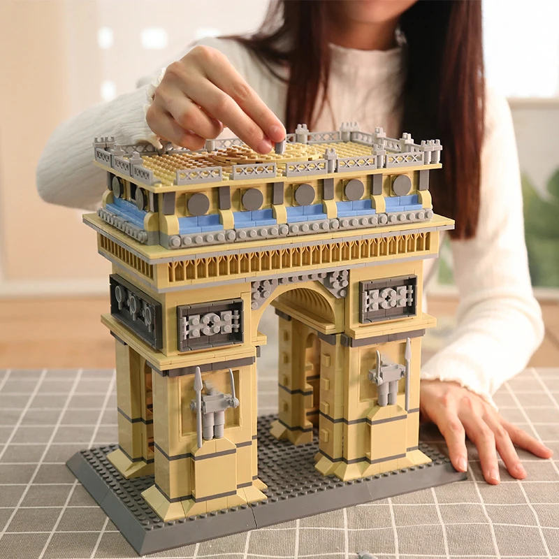 Triumphal Arch Of France Build - огляд і ціна Lego Set Creator